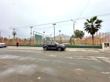 Acogedora e iluminada casa  con salida a parque 🏡🌳