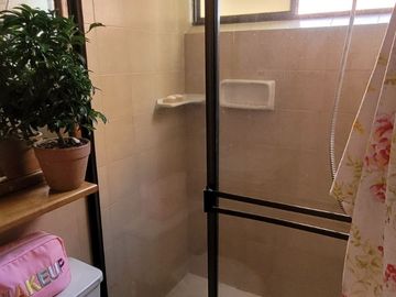 Venta apartamento en unidad cerrada con acabados de alta calidad, amplias áreas y una ubicación privilegiada.