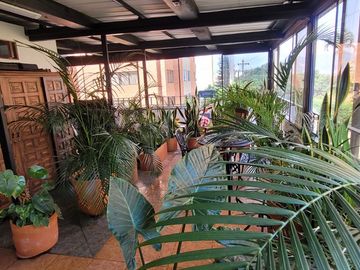 Venta apartamento en unidad cerrada con acabados de alta calidad, amplias áreas y una ubicación privilegiada.