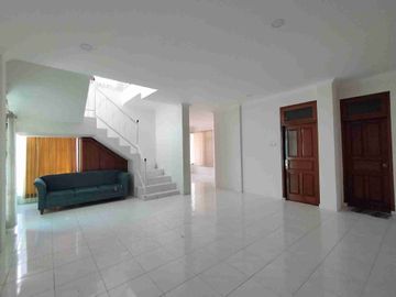 JUAL BU KOS 10 KAMAR DALAM RINGROAD JOGJA