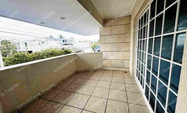 VENDO CASA EN BOCA DEL RIO CERCA DE LA AV RUIZ CORTINES