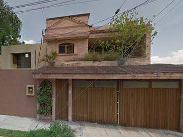 ¡CASA ADJUDICADA EN VENTA A PRECIO MUY ECONOMICO! REMATE - Holanda 110, Los Laureles, 59674 Zamora de Hidalgo, Mich.