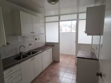 2470 UF DEPTO.GRANDE 3D 2B 1ETS EN EL MEJOR SECTOR RESIDENCIAL DE VALPARAISO