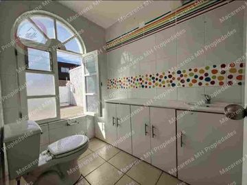 Espectacular casa con piscina