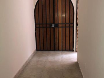 Venta departamento dúplex, 550mts,  en urbanizacion Colinas del Pichincha