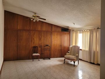 OPORTUNIDAD Casa en VENTA Col. Los Naranjos Reynosa Tamaulipas Mexico