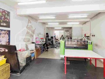 Ruko luas cocok untuk usaha dan kantor di sukahaji dekat gegerkalong