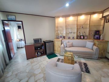 Venta Casa de 5 dormitorios en Lomas de Urdesa Urbanización cerrada - Guayaquil - C360