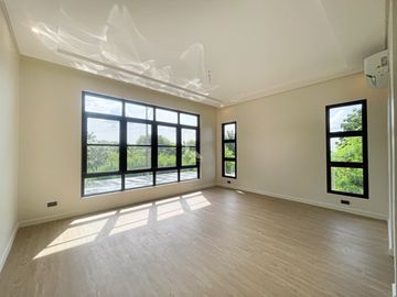 Vast Modern Contemporary House and Lot For Sale in South Peak, San Pedro Laguna