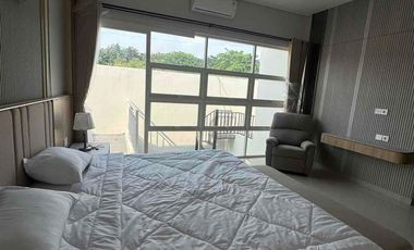 Rumah Minimalis Modern Punya 2 gate Manyar Semolowaru lebar12 ada 4KT