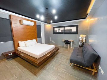 Cozy Modern Tropical Fully Furnished Resort For Sale in Tagaytay, Alfonso Cavite