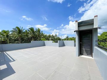 Cozy Modern Tropical Fully Furnished Resort For Sale in Tagaytay, Alfonso Cavite