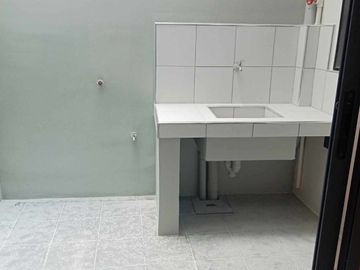 Vermont Park Executive Village Brand New 5 BR Townhouse for Sale 14.5M Only SD
