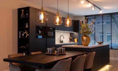 CLEAN TITLE PERPETUAL OWNERSHIP Top HIGH END Condo Modern Minimialist Condo near MAKATI BGC ROCKWELL AIRPORT  Hotel Mall Resturants and Airport Hospital School Office