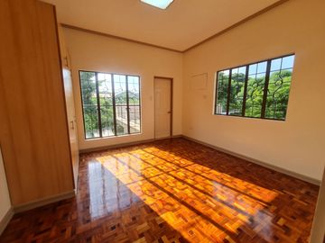 Spacious and Stunning: 5-Bedroom House with Pool at Filinvest 2, Batasan