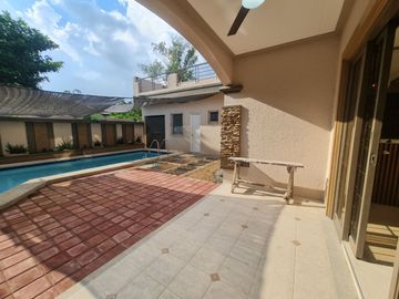 Spacious and Stunning: 5-Bedroom House with Pool at Filinvest 2, Batasan