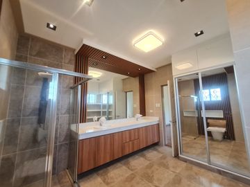 Exceptional Value: 5BR Filinvest 2 newly renovated Home with Pool for ₱30M