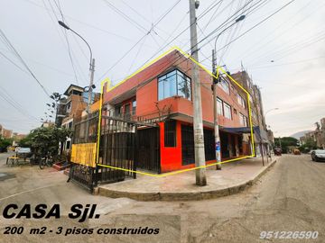 SE VENDE CASA EN SAN JUAN DE LURIGANCHO