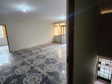 SE VENDE CASA EN SAN JUAN DE LURIGANCHO