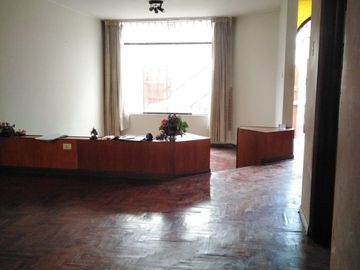 Luminoso departamento con 3 dormitorios en venta