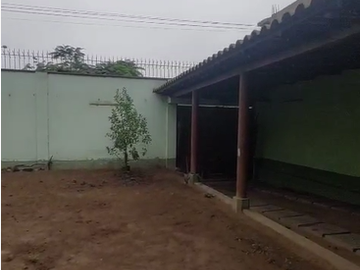 Venta de Casa en Mangomarca, San Juan de Lurigancho – 300 m², Jardín, Cochera y Azotea | Excelente Ubicación