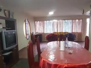Venta de Casa en Mangomarca, San Juan de Lurigancho – 300 m², Jardín, Cochera y Azotea | Excelente Ubicación