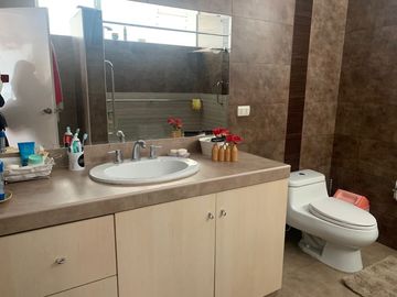 VENDO CASA CORPAC SAN ISIDRO