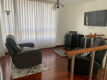 VENDO CASA CORPAC SAN ISIDRO