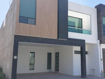 CASA EN VENTA EN VIÑEDOS TORREON COAHUILA