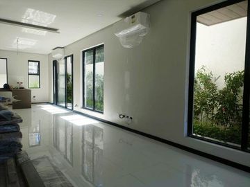 5 Bedrooms 3 Storey Residential House & lot for sale BF Homes Paranaque City-MAA