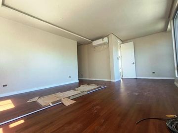 For sale 3 Storey Residential 5 Bedrooms House in BF Homes Paranaque City-MAA