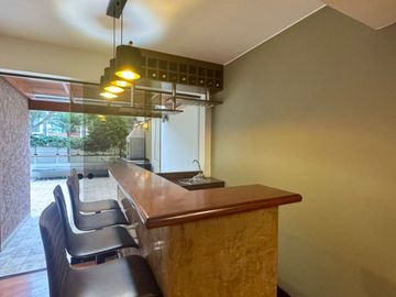 Vendo amplio departamento a una cuadra del Pentagonito - San Borja