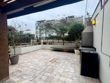 Vendo amplio departamento a una cuadra del Pentagonito - San Borja
