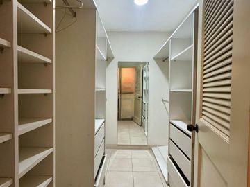 Vendo amplio departamento a una cuadra del Pentagonito - San Borja