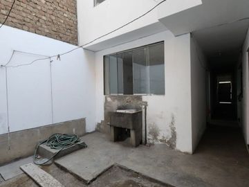 SE VENDE CASA EN SAN JUAN DE LURIGANCHO