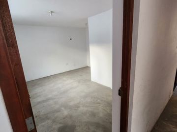 SE VENDE CASA EN SAN JUAN DE LURIGANCHO