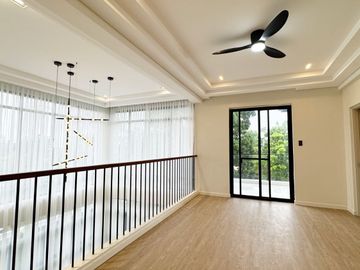 Elegant 5-Bedroom Modern Corner House and Lot for Sale San Pedro, Laguna
