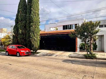 LINDA CASA REMODELADA