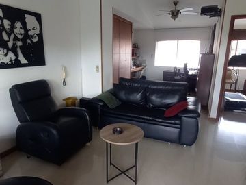 VENTA ESPECTACULAR CASA DE 3 NIVELES EN CONDOMINIO B. SAN JOAQUIN SUR DE CALI