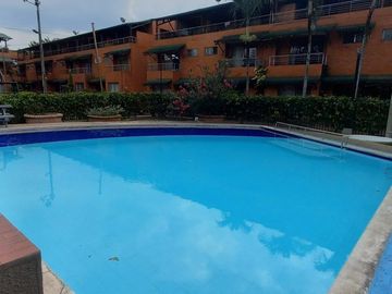 VENTA ESPECTACULAR CASA DE 3 NIVELES EN CONDOMINIO B. SAN JOAQUIN SUR DE CALI