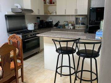 8 Units Apartment, 3 bedrooms, Bungalow House, Commercial store