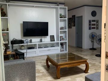 8 Units Apartment, 3 bedrooms, Bungalow House, Commercial store