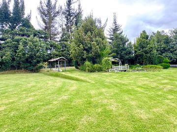 🏡 Oportunidad Única de Inversión Quinta Funcional para Eventos y Hospedaje en Tabacundo 🌿