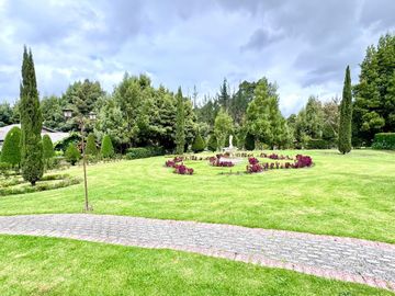 🏡 Oportunidad Única de Inversión Quinta Funcional para Eventos y Hospedaje en Tabacundo 🌿