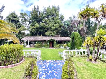 🏡 Oportunidad Única de Inversión Quinta Funcional para Eventos y Hospedaje en Tabacundo 🌿