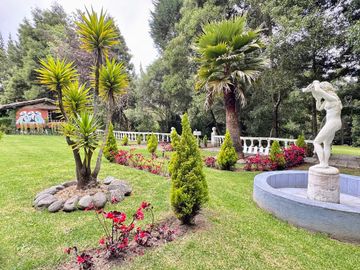 🏡 Oportunidad Única de Inversión Quinta Funcional para Eventos y Hospedaje en Tabacundo 🌿