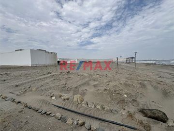 Vendo Hermoso Terreno De Playa En Esquina En Condominio - Salaverry 200M2 + 2 Estacionamientos - $65000