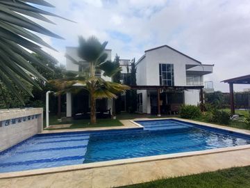 Casa campestre en venta en La Morada, Cerca a Cali– Elegancia, confort y naturaleza en un solo lugar