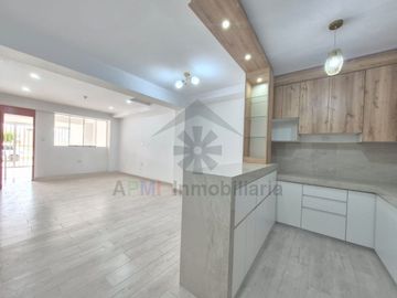 VENTA DE DEPARTAMENTO EN PRIMER PISO Y FRENTE A PARQUE CERCA DE LA UNIVERSIDAD SIPAN