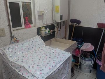 Sección Bosques  Los Héroes Tecámac. En óptimas condiciones 4 recámaras 2.5 baños